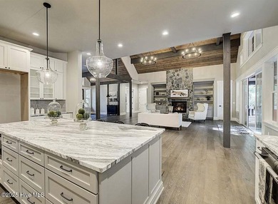 This luxury custom home will be built on TWO lots in Forest - photo 12