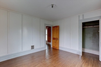 Excellent investment opportunity or ideal owner-occupant duplex! - photo 23