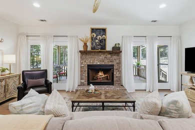 Some houses have a way of making you instantly feel at home - photo 8
