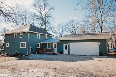 Clear Lake Home For Sale in Clear Lake Iowa