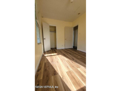 **Huge Income Potential in a Prime Location!** **Perfect - photo 9