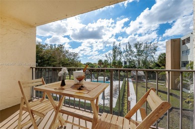 Beautiful and well-maintained 2-bedroom, 2-bath residence