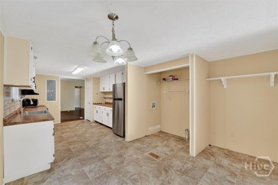 New PRICE - Charming 3 bed, 2 bath home nestled in a peaceful - photo 15
