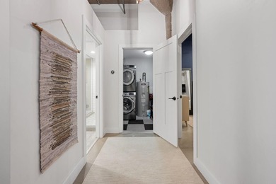 Loft-style living in the North Loop, done right! This oversized - photo 32