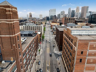 Loft-style living in the North Loop, done right! This oversized - photo 37