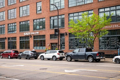 Loft-style living in the North Loop, done right! This oversized - photo 43
