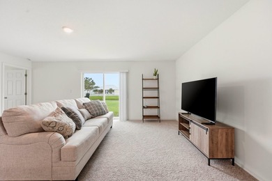 Beautiful 2024-built home offering modern coastal living with no - photo 4