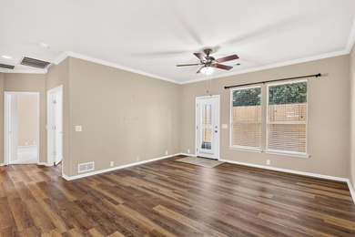 Welcome to easy living in one of the area's most sought-after - photo 6
