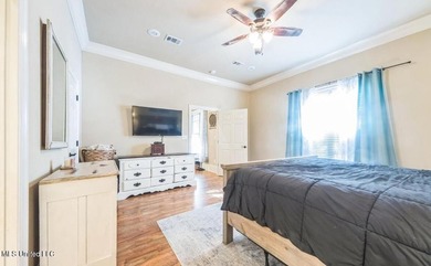 Charming 4-bedroom, 2-bath, two-story home offering over 2,000 - photo 10