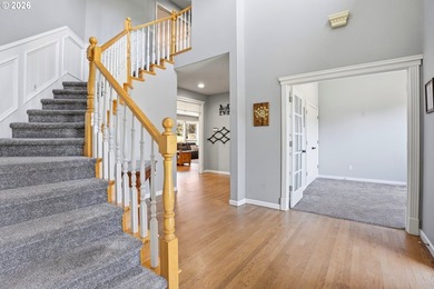 Welcome to this fantastic home located on a cul-de-sac in the - photo 5
