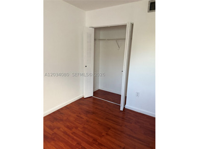 Excellent opportunity to own a 2-bedroom, 2-bathroom condo in - photo 9