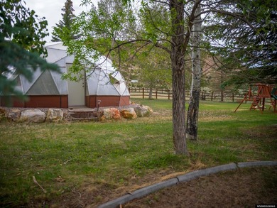 Minutes from Flaming Gorge, this exceptional 2.2-acre property - photo 15