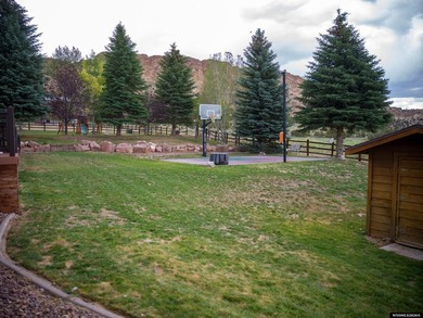 Minutes from Flaming Gorge, this exceptional 2.2-acre property - photo 20
