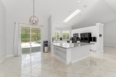 SPACIOUS CUSTOM 5 BEDROOM, 4 BATHROOM HOME IN GATED COMUNITY ON - photo 20