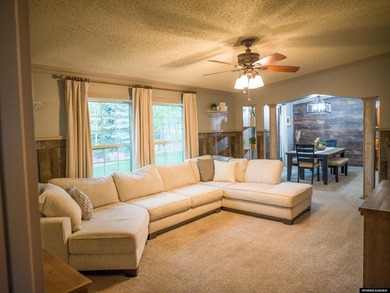 Minutes from Flaming Gorge, this exceptional 2.2-acre property - photo 21