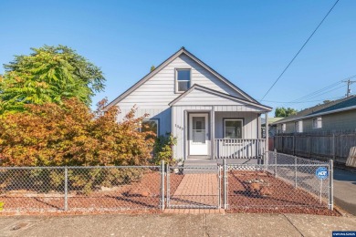 Accepted Offer with Contingencies. HUGE SHOP! Open the door to a