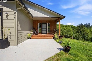 Homestead-ready property with amazing mountain views and room - photo 3