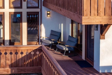 Elevated above Sun Valley, this stunning Austrian style retreat - photo 6