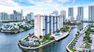 Experience elevated Miami living in this stunning 1-bedroom - photo 4