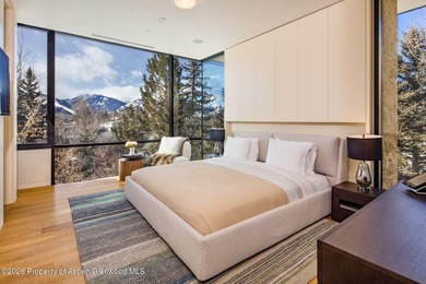 A rare offering on Red Mountain, combining luxury contemporary - photo 13