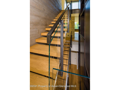 A rare offering on Red Mountain, combining luxury contemporary - photo 14