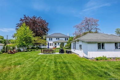 1928 Colonial in Riverhead - Tesla Solar Roof, 3-Car Heated - photo 14