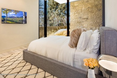 A rare offering on Red Mountain, combining luxury contemporary - photo 15