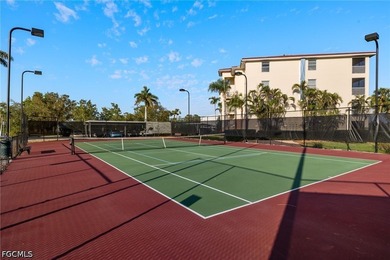 New Photos and Zillow 3D Tour Available! Enjoy maintenance-free - photo 17