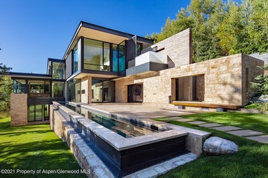 A rare offering on Red Mountain, combining luxury contemporary - photo 22