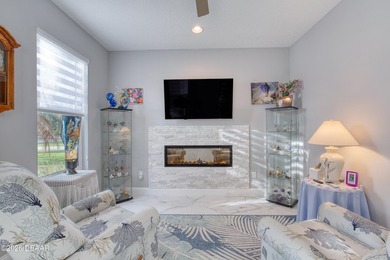 A CUSTOM HOME, Beautiful home, with open floor plan a lot of - photo 22