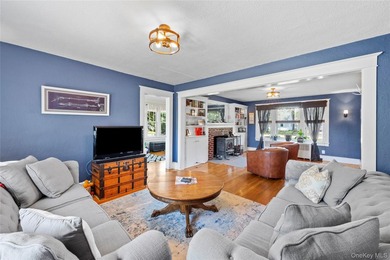 1928 Colonial in Riverhead - Tesla Solar Roof, 3-Car Heated - photo 27