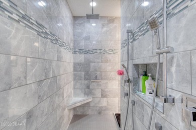 A CUSTOM HOME, Beautiful home, with open floor plan a lot of - photo 34