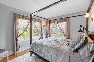 1928 Colonial in Riverhead - Tesla Solar Roof, 3-Car Heated - photo 42