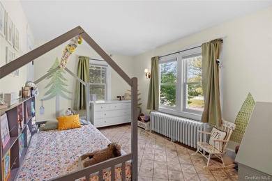 1928 Colonial in Riverhead - Tesla Solar Roof, 3-Car Heated - photo 46