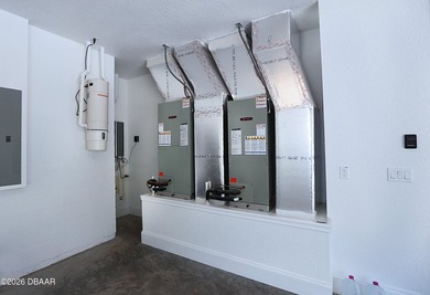 A CUSTOM HOME, Beautiful home, with open floor plan a lot of - photo 49