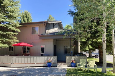 Big Wood River Condo For Sale in Ketchum Idaho