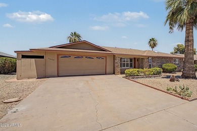 Single-level Del Webb home in Sun City, a 55+ active adult - photo 4