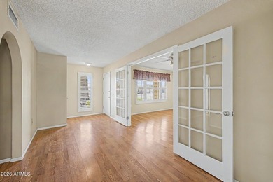 Single-level Del Webb home in Sun City, a 55+ active adult - photo 9