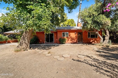 Unlock the possibilities with this rare duplex-zoned property in - photo 11