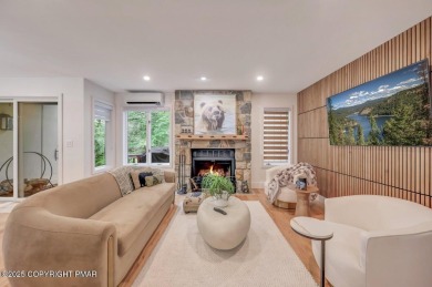 Tamaque Lake / Pinecrest Lake Townhome/Townhouse For Sale in Long Pond Pennsylvania