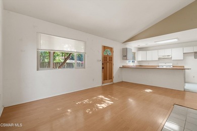 Unlock the possibilities with this rare duplex-zoned property in - photo 13