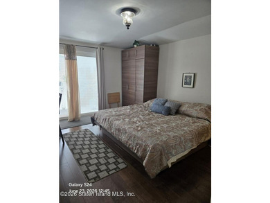Superb Annadale location near train, buses, shops and - photo 14