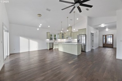 Experience refined coastal living in the brand-new Aspen model - photo 15