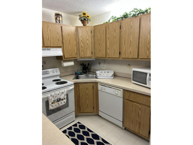 First floor, one bedroom, in highly sought after Pine Ridge - photo 6