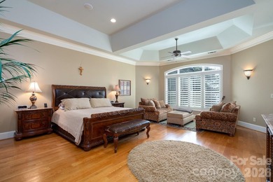 Magnificent lakefront retreat with private pier only an hour - photo 17