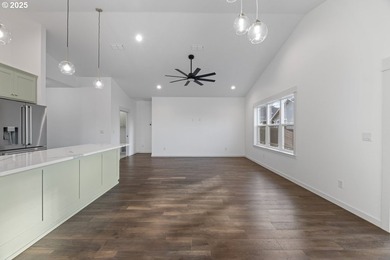 Experience refined coastal living in the brand-new Aspen model - photo 18