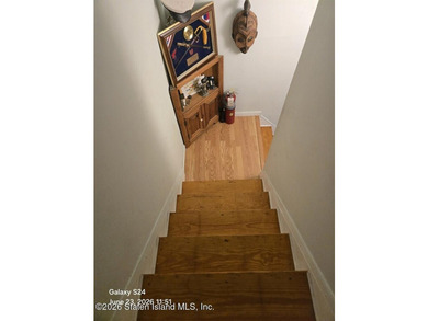 Superb Annadale location near train, buses, shops and - photo 19