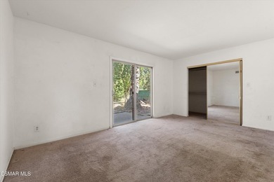 Unlock the possibilities with this rare duplex-zoned property in - photo 23