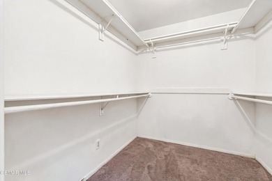 Unlock the possibilities with this rare duplex-zoned property in - photo 29