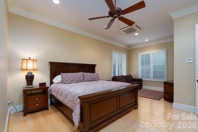 Magnificent lakefront retreat with private pier only an hour - photo 35